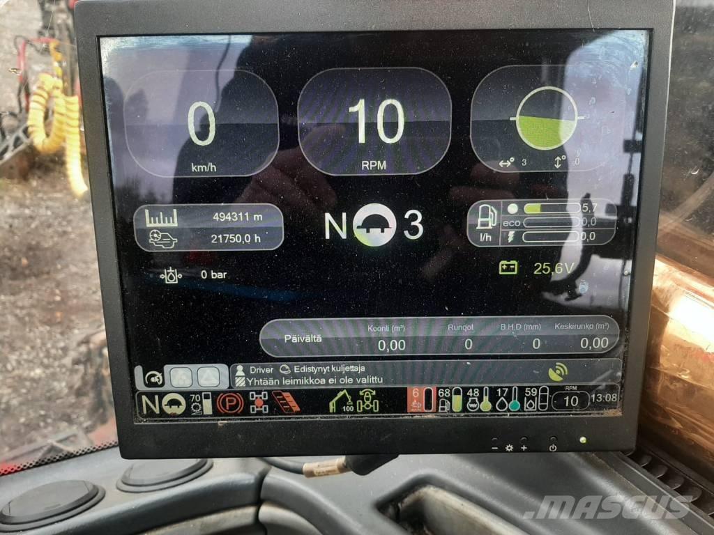 Komatsu 901 Harvesterit