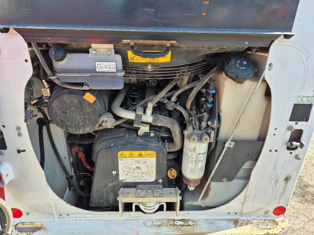 Bobcat T 64 Liukuohjatut kuormaajat