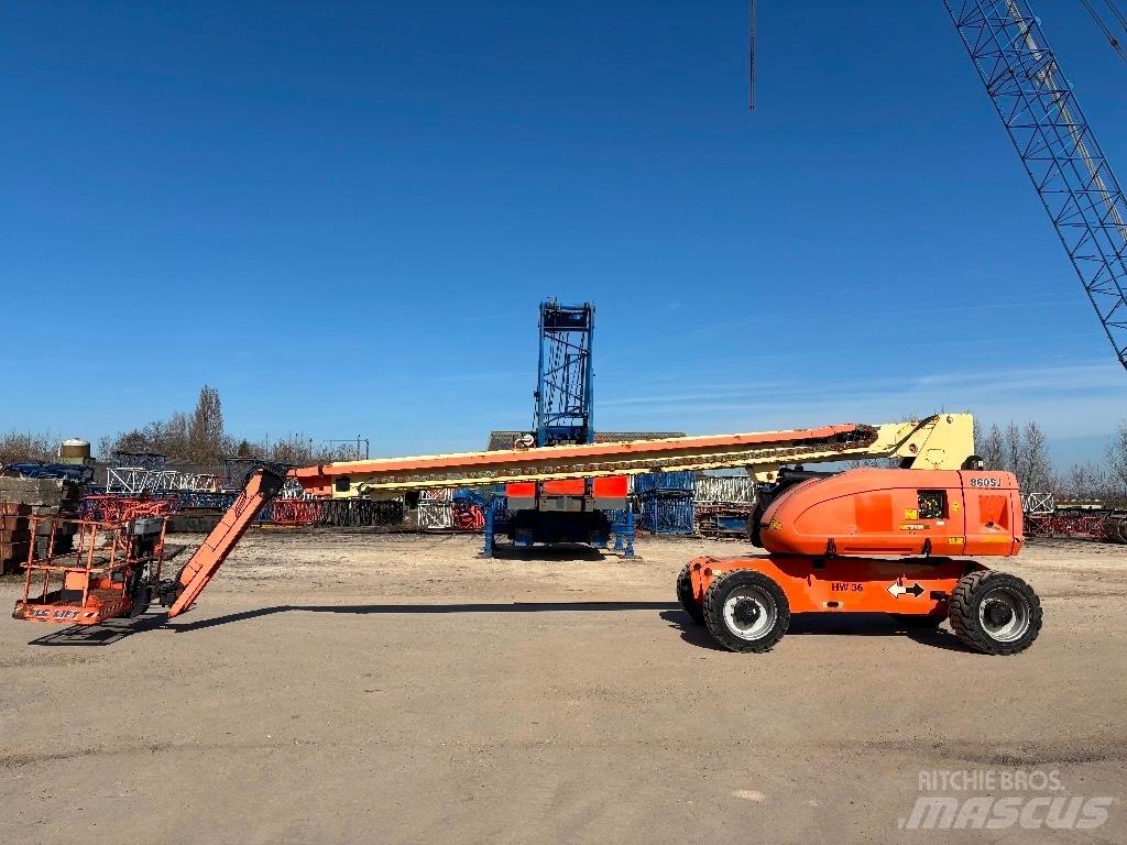 JLG 860 SJ Teleskooppipuominostimet