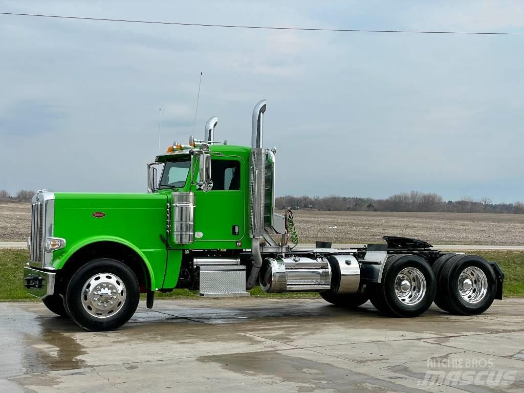 Peterbilt 389 Vetopöytäautot
