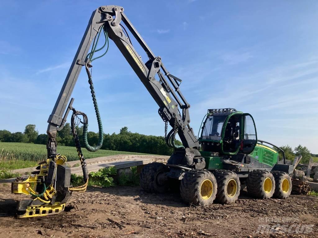 John Deere 1170 G Harvesterit