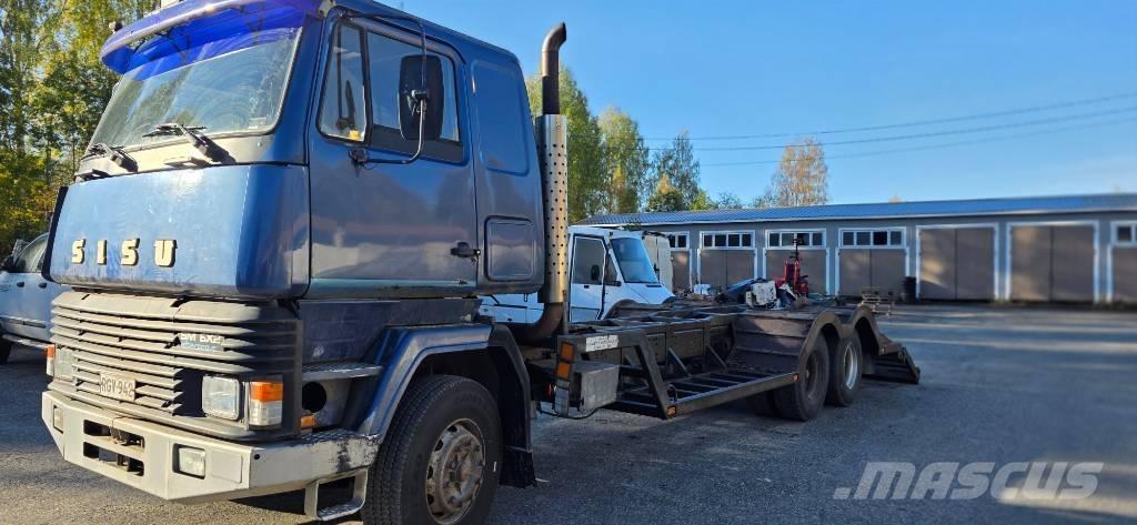 Sisu SM 300 Metsäkoneritilät