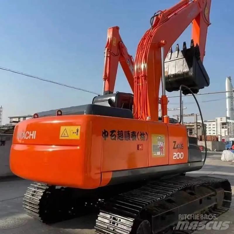 Hitachi ZX 200 Telakaivukoneet