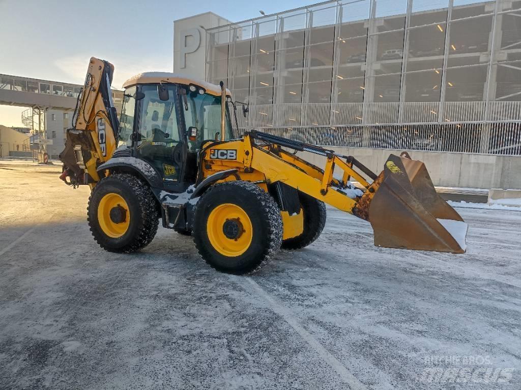 JCB 4 CX Kaivurikuormaajat