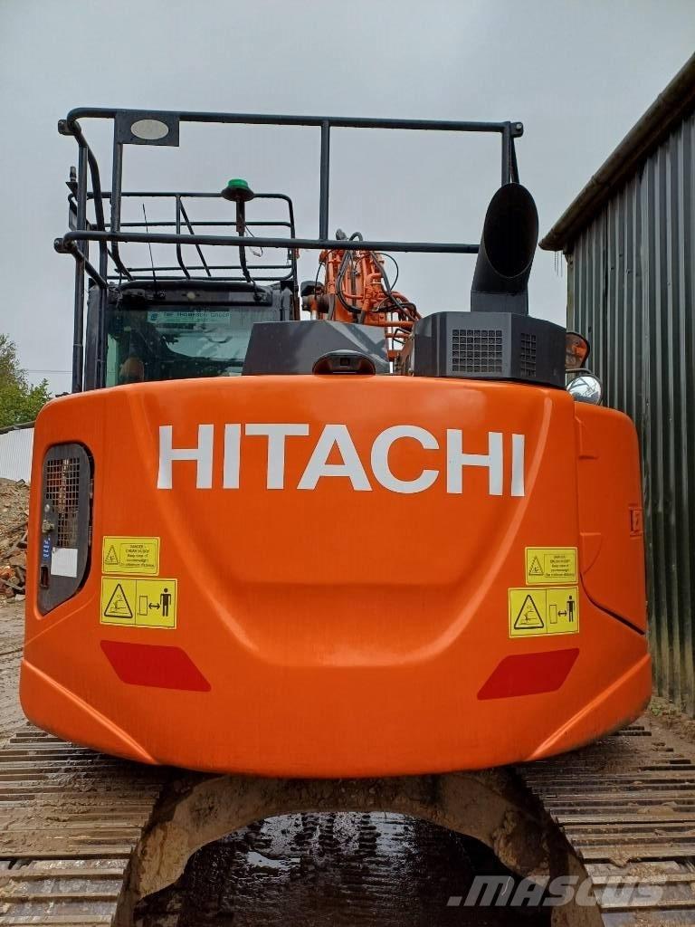 Hitachi ZX 135 US-6 Telakaivukoneet