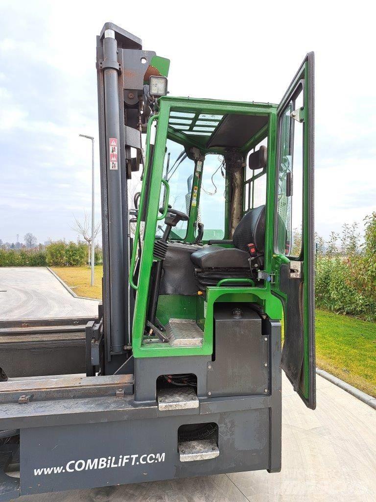 Combilift C 8000 Nelitietrukit