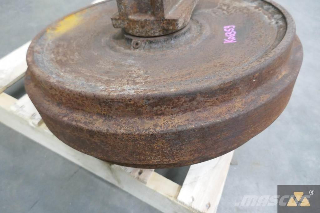 CAT 521-3233 Alusta ja jousitus