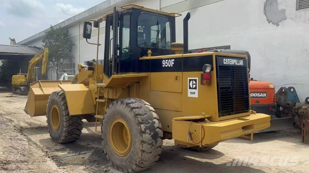CAT 950 F Pyöräkuormaajat