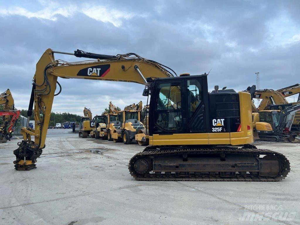 CAT 325FL CR Telakaivukoneet