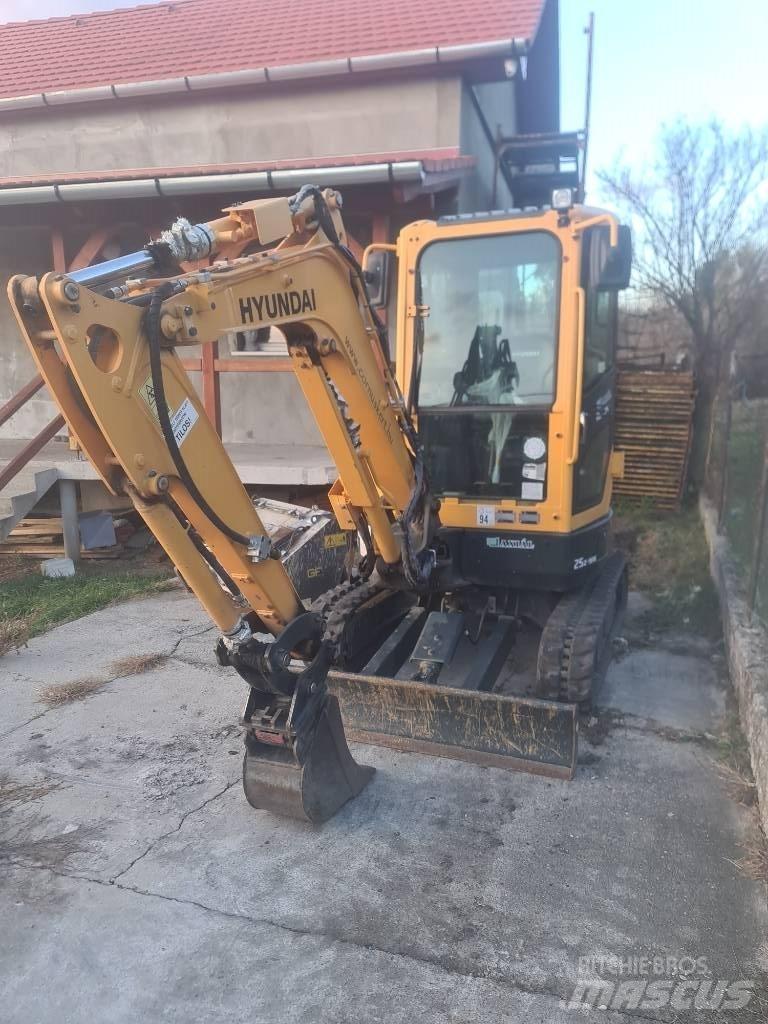 Hyundai R25Z-9 AK Minikaivukoneet < 7t