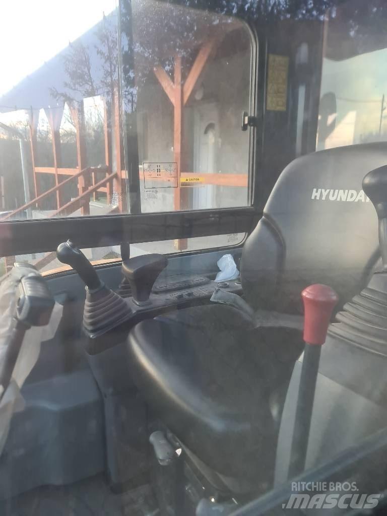 Hyundai R25Z-9 AK Minikaivukoneet < 7t