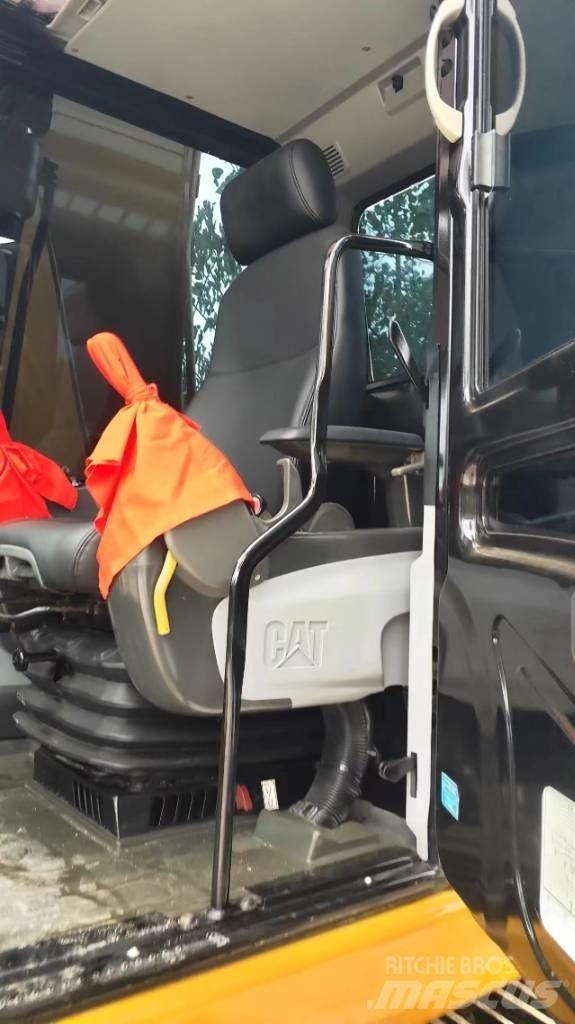 CAT 320D2 Telakaivukoneet