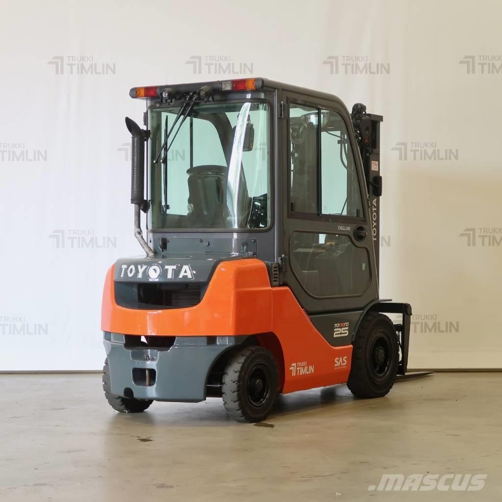 Toyota 52-8FDF25 Dieseltrukit