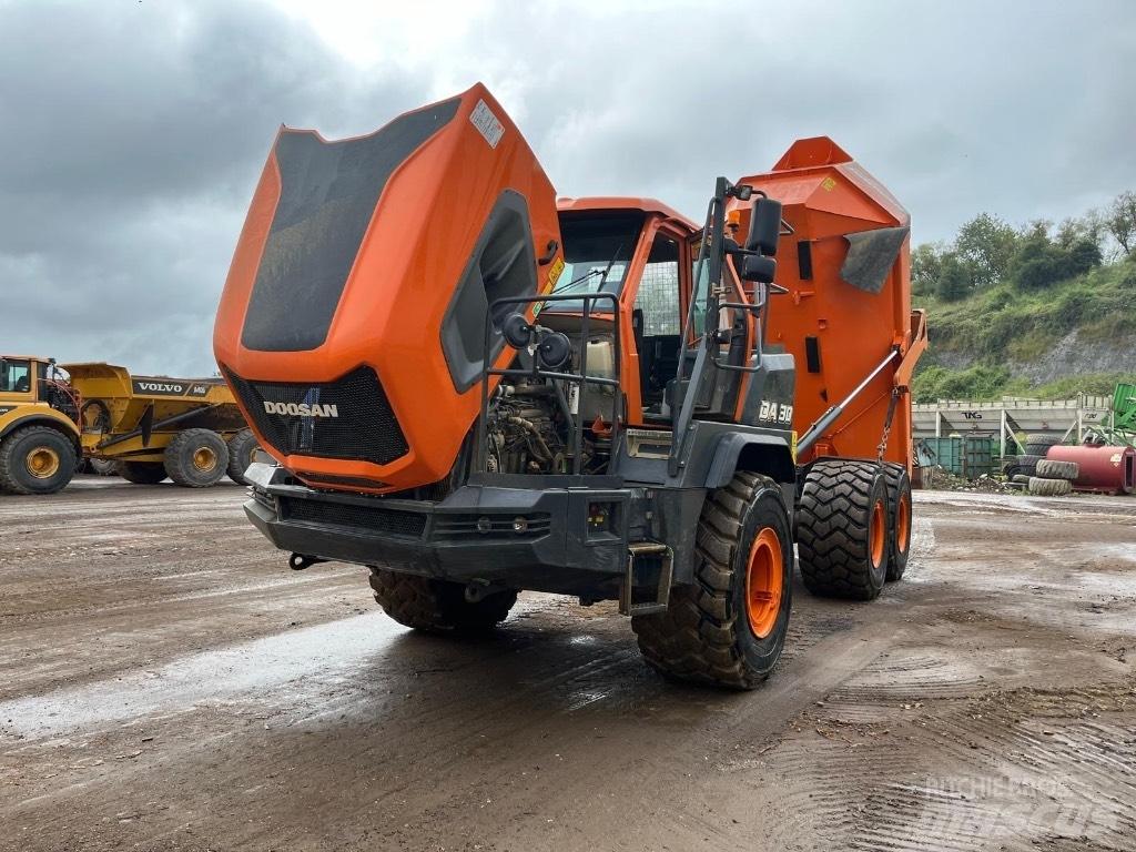 Doosan DA 30 Dumpperit