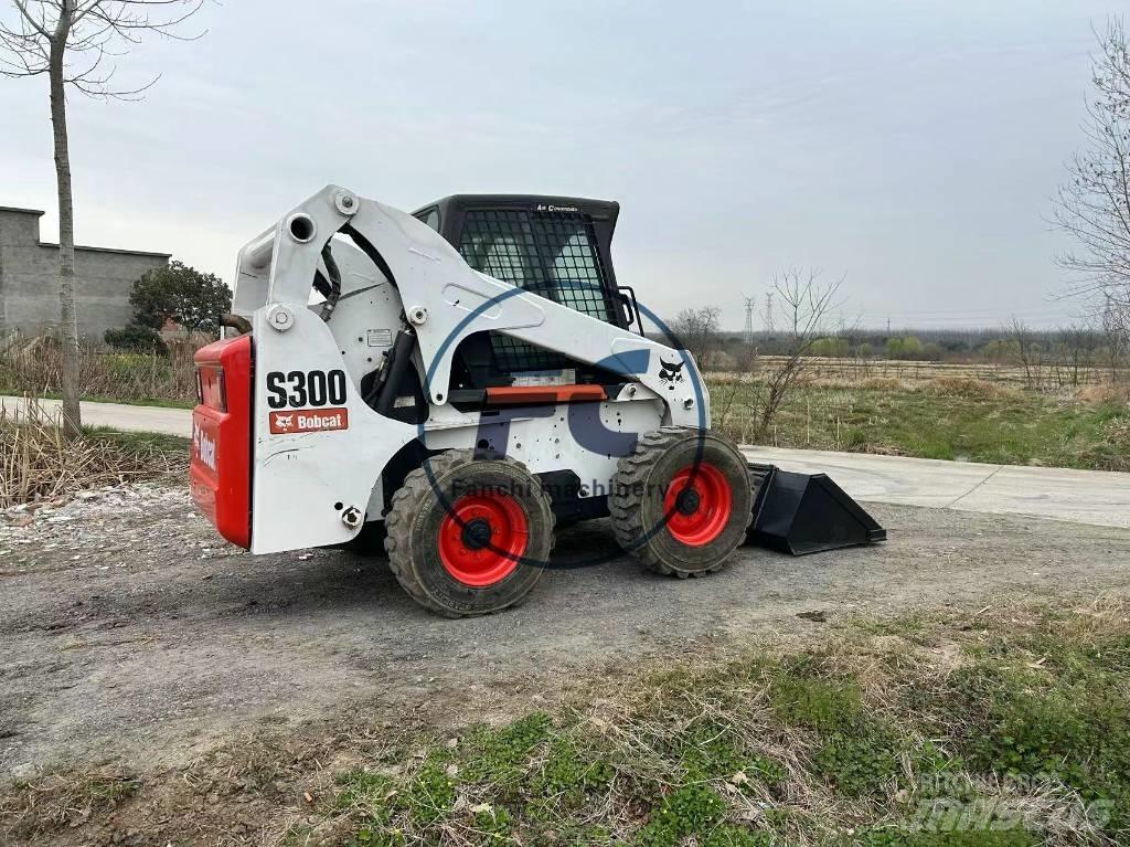 Bobcat S 330 Liukuohjatut kuormaajat