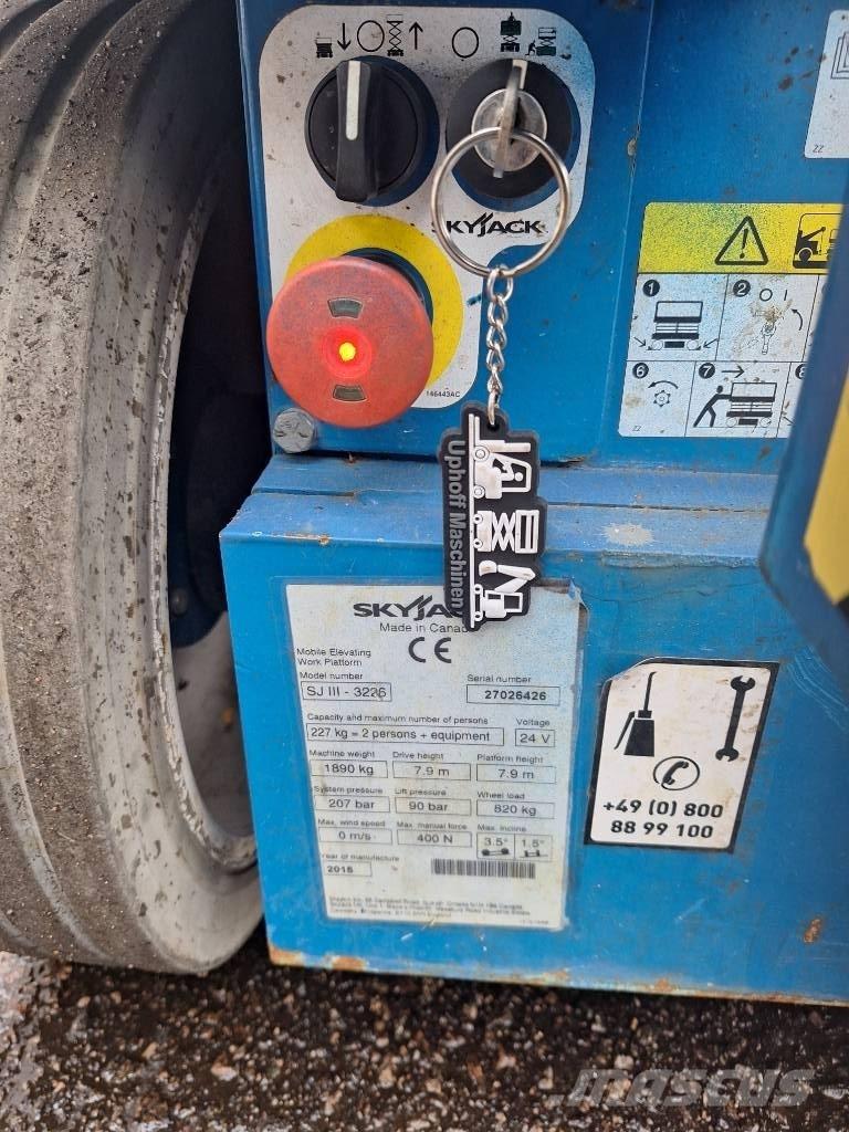 SkyJack SJ 3226 Saksilavat
