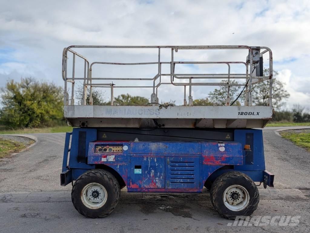 Manitou 120 DLX Pienikokoiset itseliikkuvat puominostimet