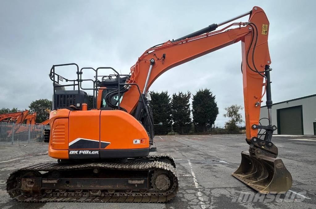 Doosan DX140LCR-7 Telakaivukoneet