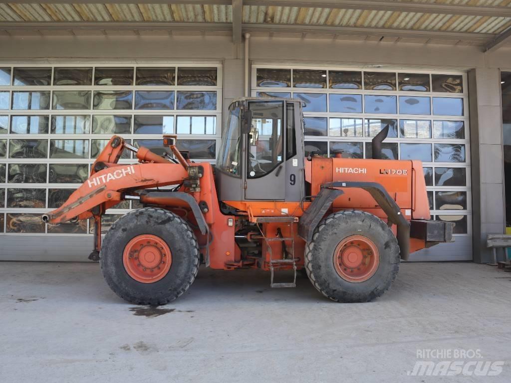 Hitachi LX 170 E Pyöräkuormaajat