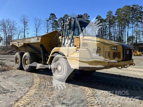 CAT 725C2 Dumpperit