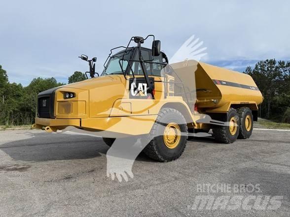 CAT 730C2 Vesisäiliöautot