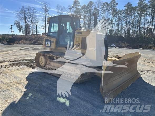CAT D6K2 LGP Telaketjupuskutraktorit
