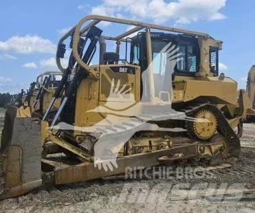 CAT D6T XL Telaketjupuskutraktorit