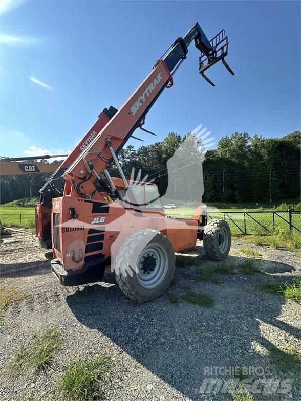 SkyTrak 6042 Kurottajat