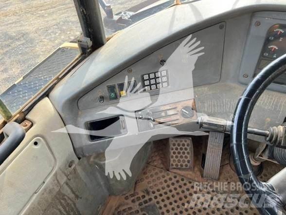 Volvo A25D Dumpperit