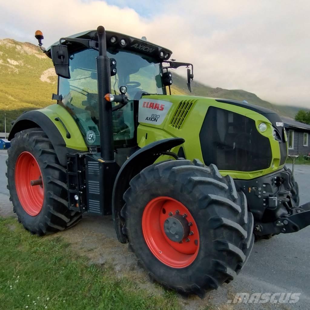 CLAAS Axion 830 Traktorit