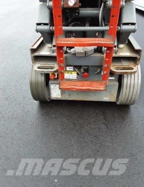 SkyJack SJ III 3226 Saksilavat