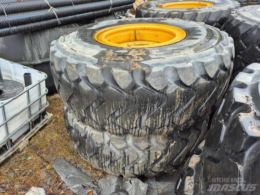 Michelin 20.5R25 Renkaat ja vanteet