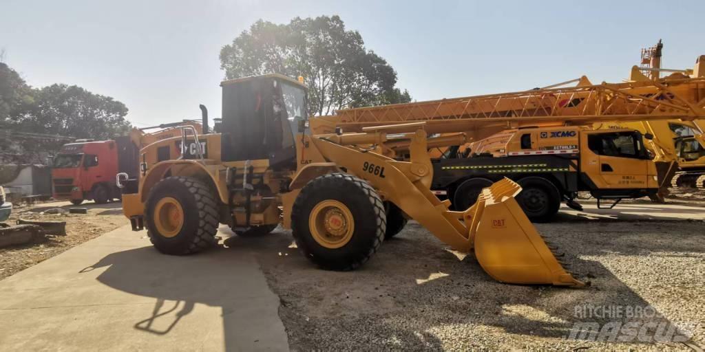 CAT 966 L Pyöräkuormaajat