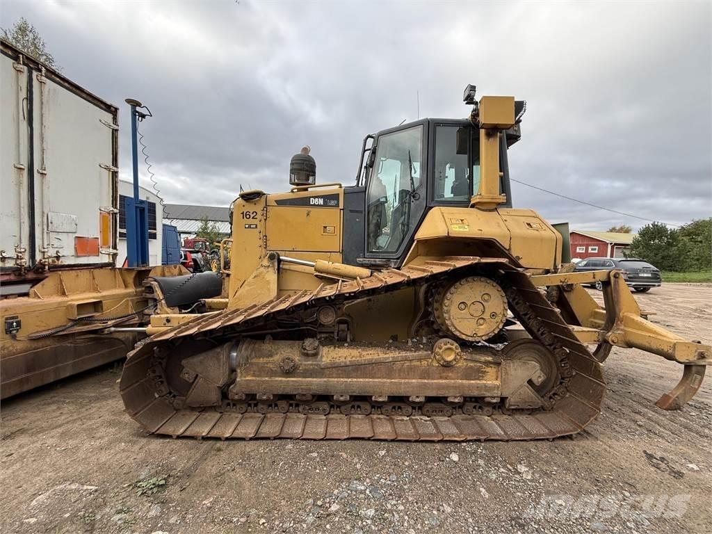 CAT D6N LGP Telaketjupuskutraktorit
