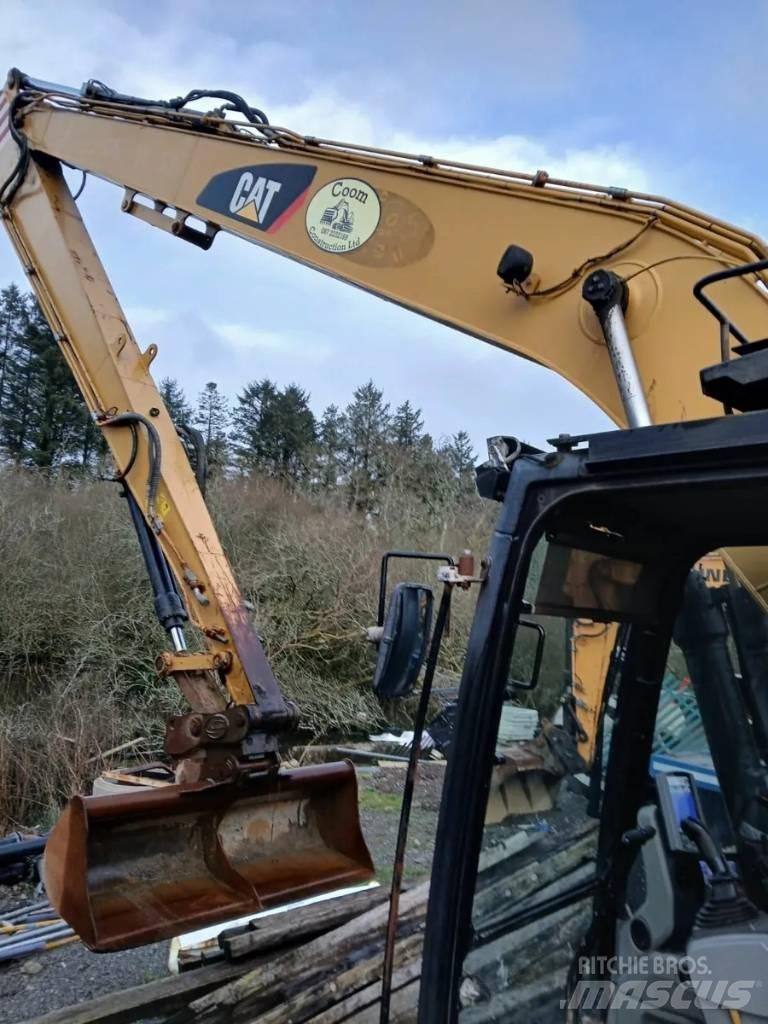 CAT 320 E Pitkävartiset kaivinkoneet