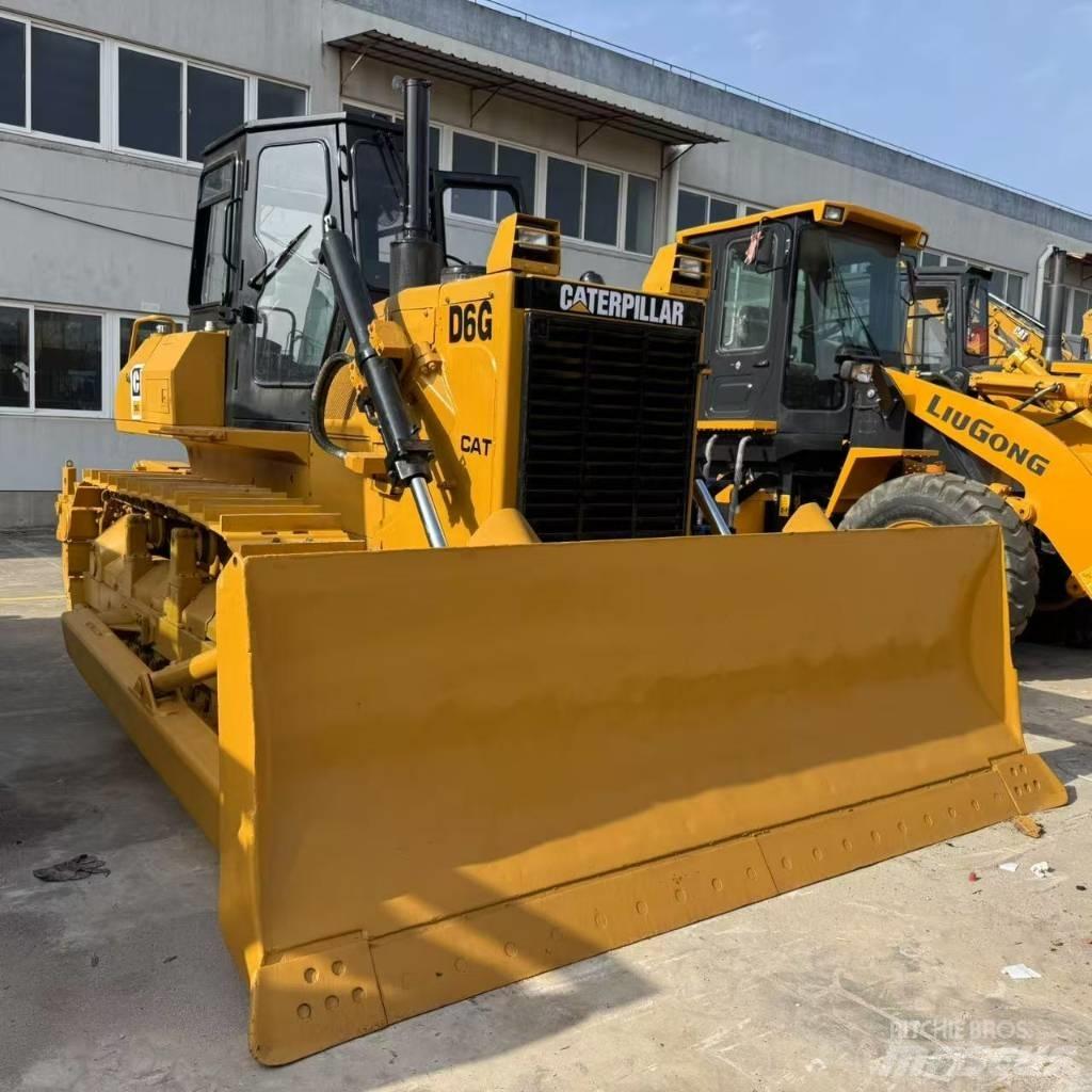 CAT D 6 G Telaketjupuskutraktorit