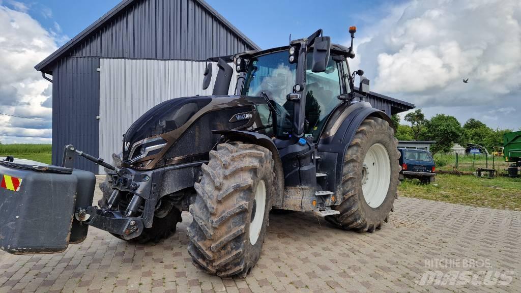Valtra Q 305 Traktorit