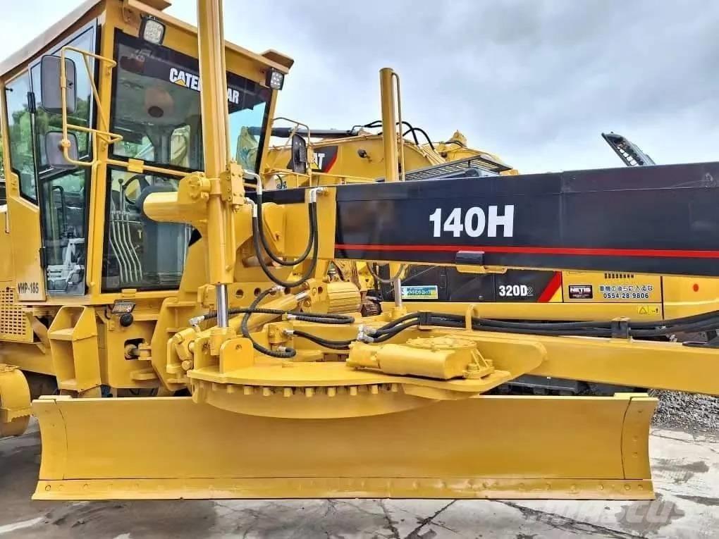 CAT 140H Tiehöylät