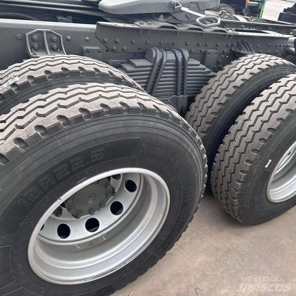 Howo NX 371 Vetopöytäautot