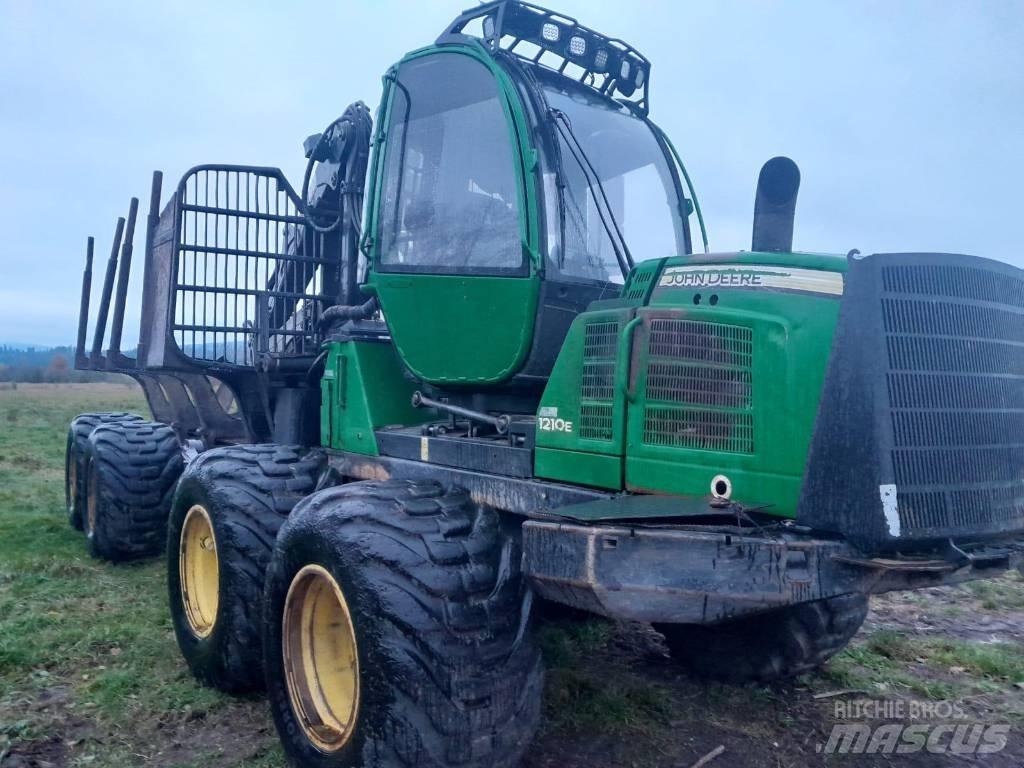 John Deere 1210 E Kuormatraktorit