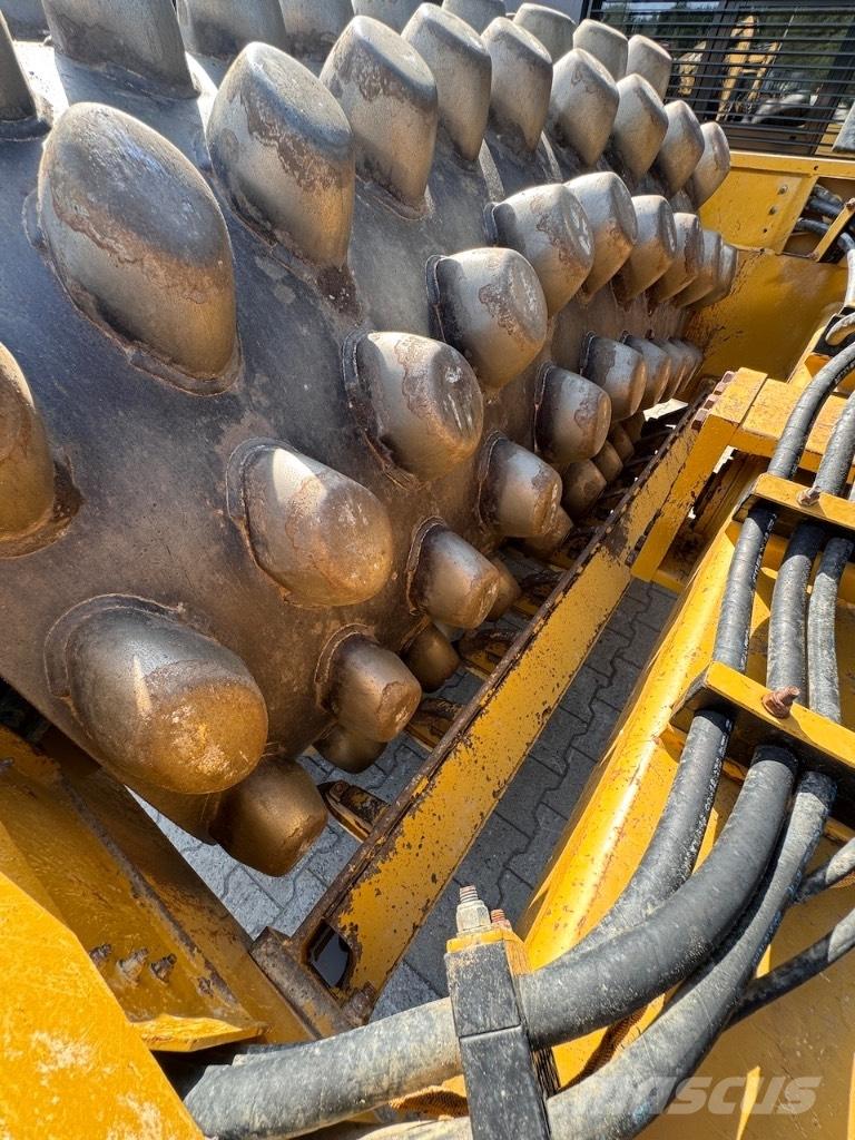 CAT CP 68 B Tiivistyskoneet