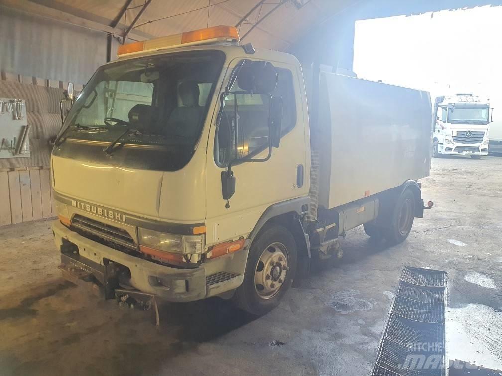 Mitsubishi Canter Lakaisukoneet