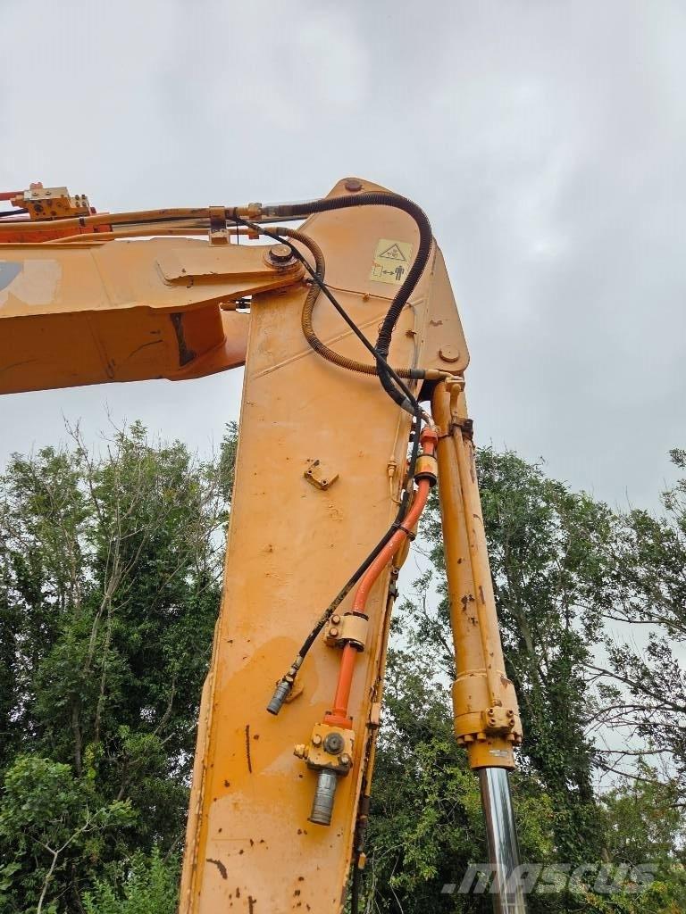 Doosan DX 225 LC Telakaivukoneet