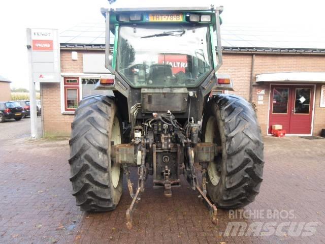 Valtra T190 Traktorit