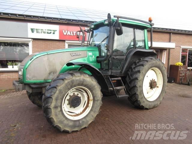 Valtra T190 Traktorit