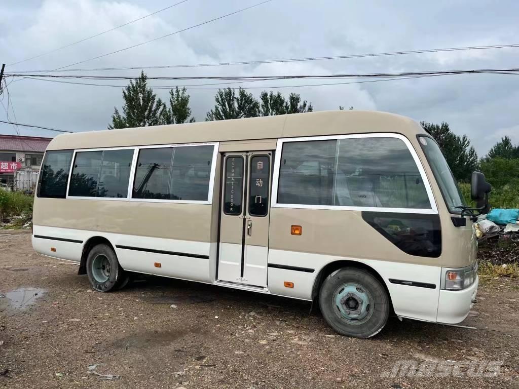 Toyota Coaster Bus Minibussit