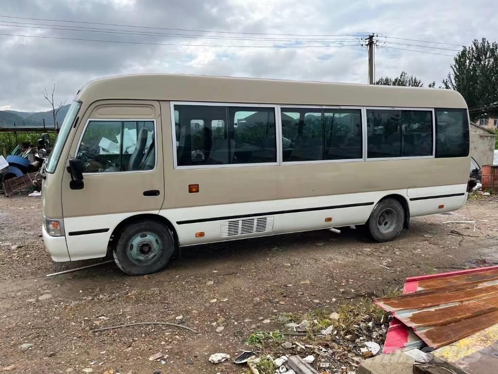 Toyota Coaster Bus Minibussit