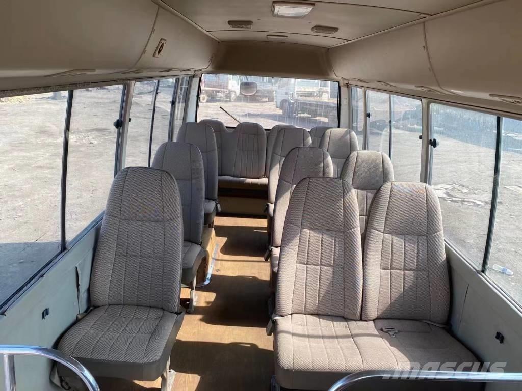 Toyota Coaster Bus Minibussit