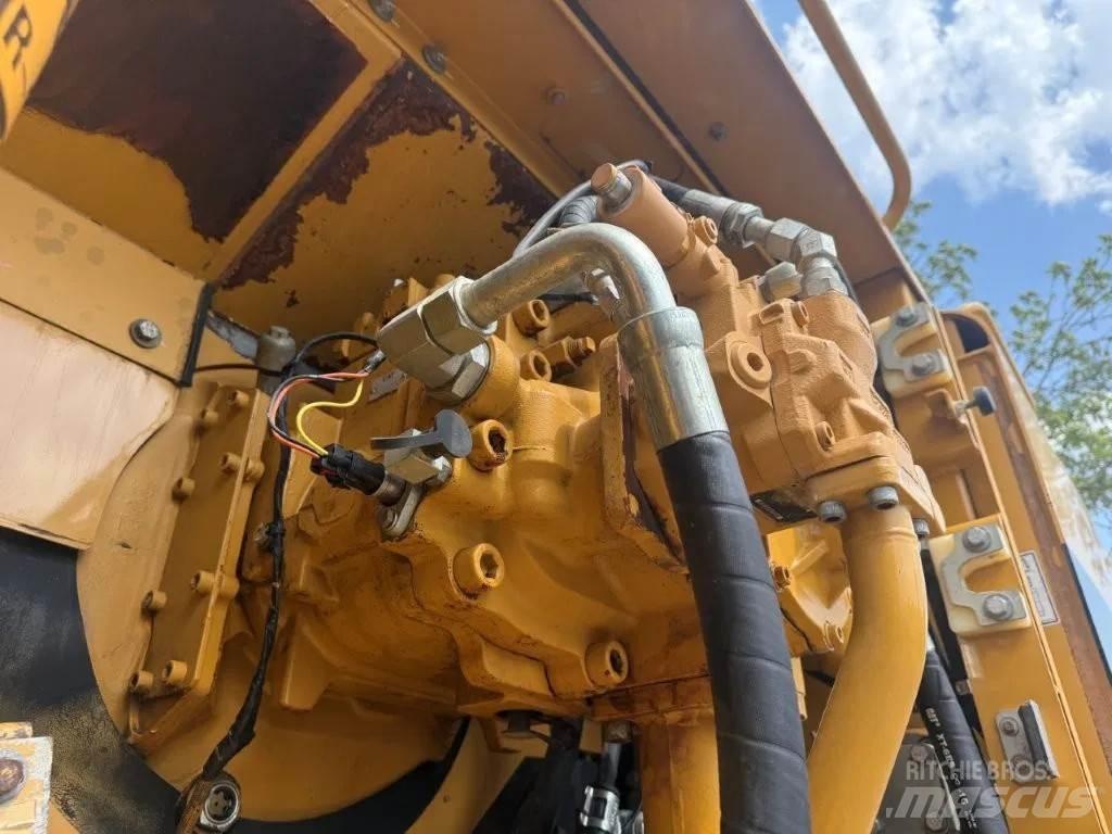 CAT 345DL Telakaivukoneet