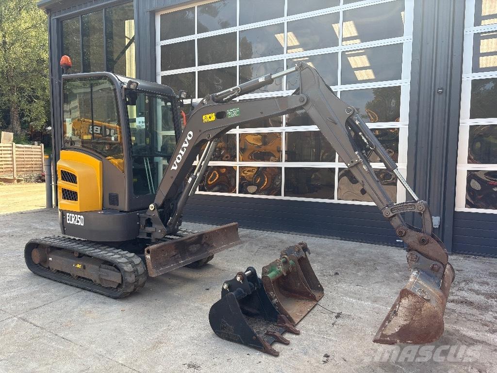 Volvo ECR 25 D Minikaivukoneet < 7t